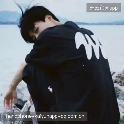 经律富